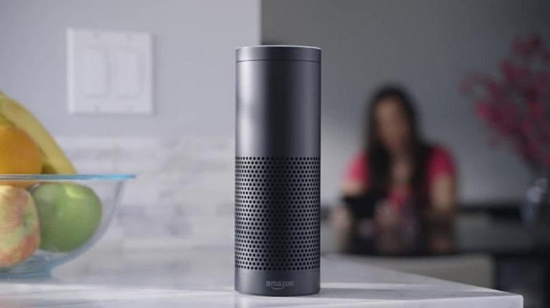 Smart Speaker in a kitchen