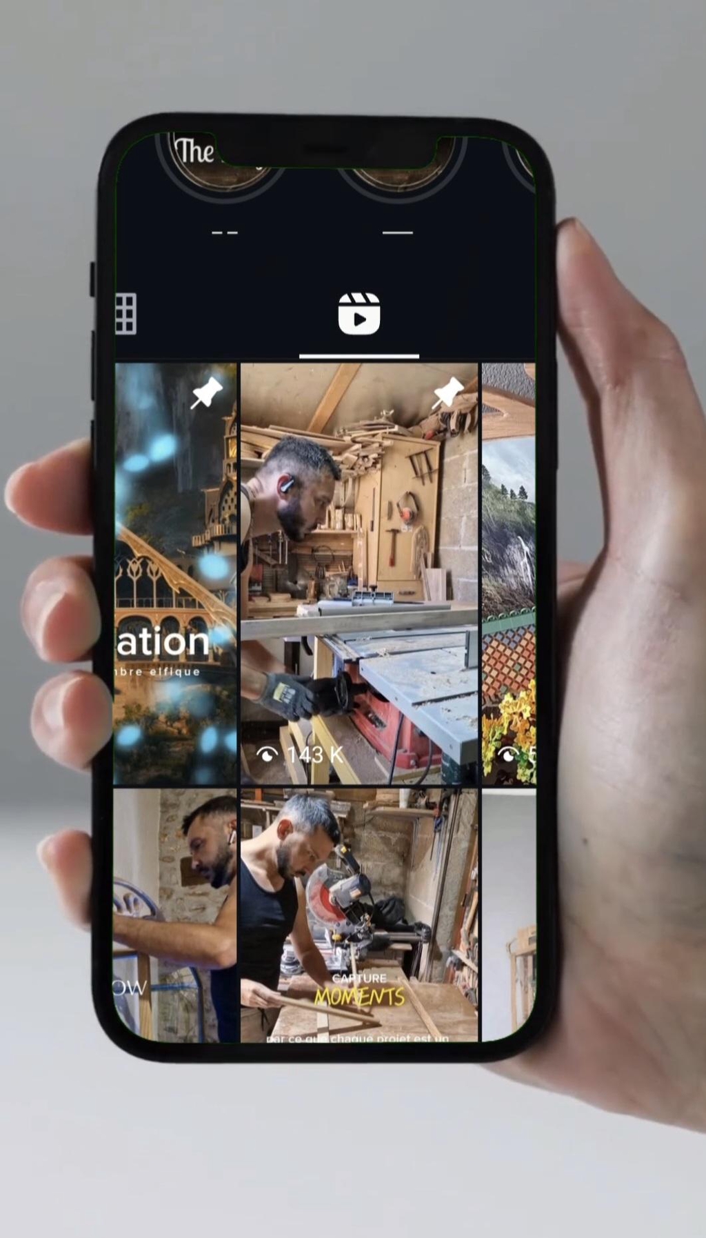 Je partage régulièrement sur Instagram les coulisses de l’atelier : idées créatives, projets en cours, vidéos de fabrication artisanale, retours clients authentiques, ainsi que mes inspirations autour des univers fantastiques, jeux et concours exclusifs.

Suivez L’ARTelier de Julien pour découvrir en temps réel la création de meubles sur mesure en bois massif, la transformation de pièces uniques, et pour échanger avec une communauté passionnée de décoration geek et médiévale.