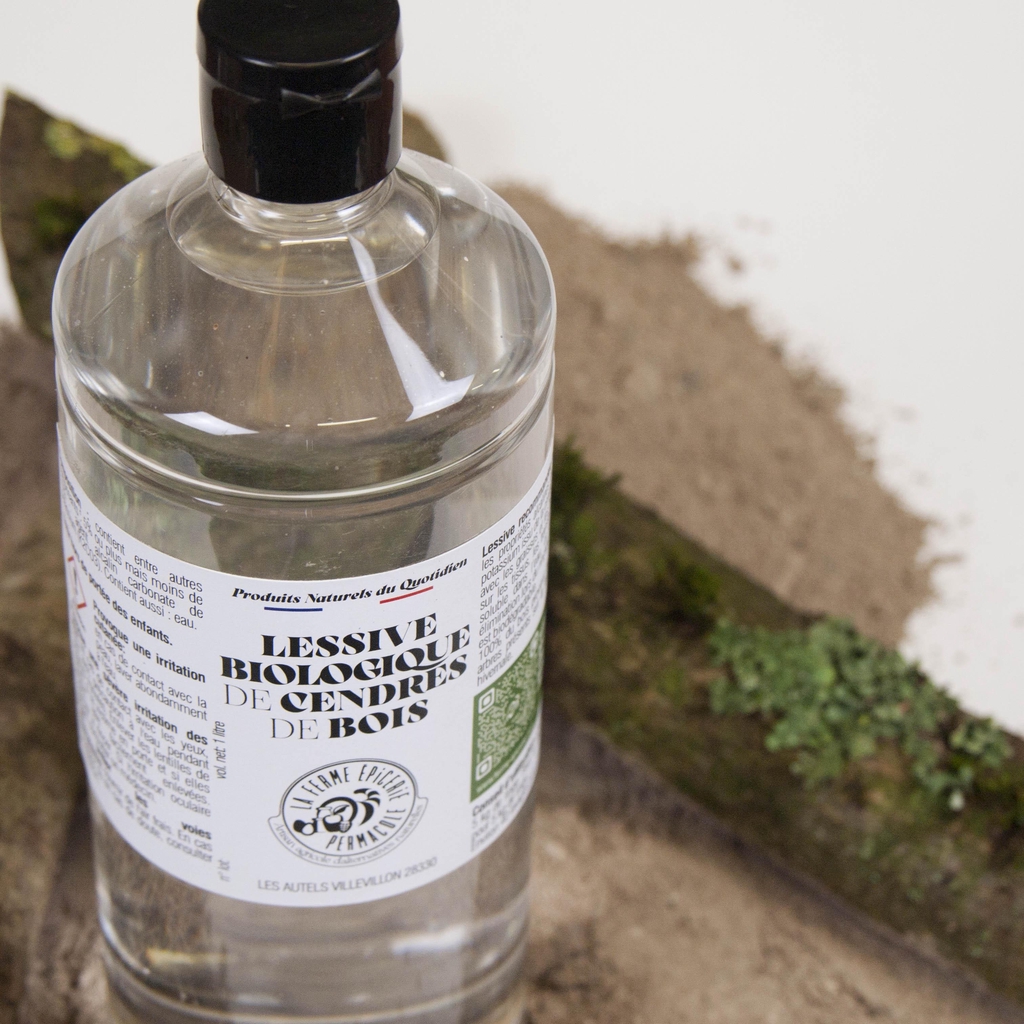 La lessive de cendres de bois de A à Z, découvrez son efficacité naturelle, comment la fabriquer, pourquoi est-elle efficace ?