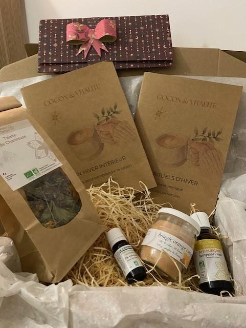 Box bien-être Cocon et Vitalité hiver avec tisane bio, gemmothérapie, bougie artisanale et livrets naturopathie réflexologie - O'Réflex Naturel Dompierre-les-Ormes entre Cluny et La Clayette Saône-et-Loire