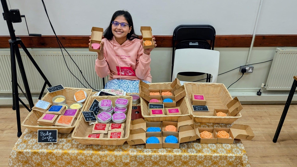 Moon's Handmade Beauty