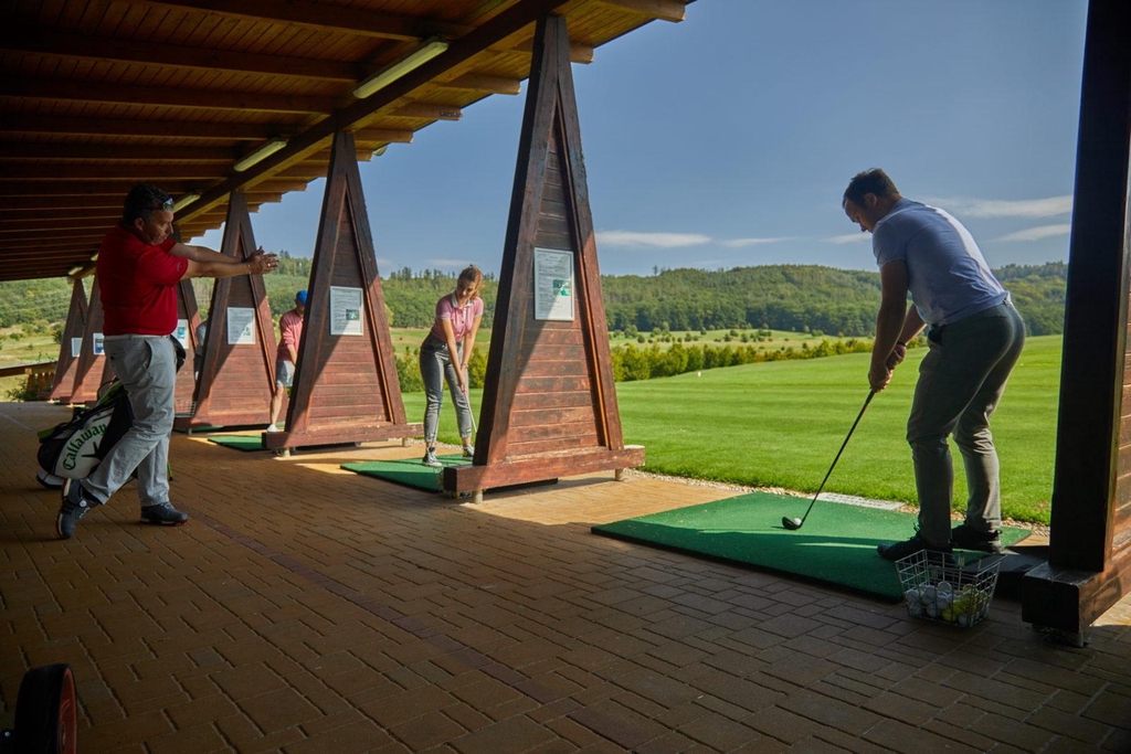 Adrian Hubert Academy of Golf Guaranteed to Improve your Game 