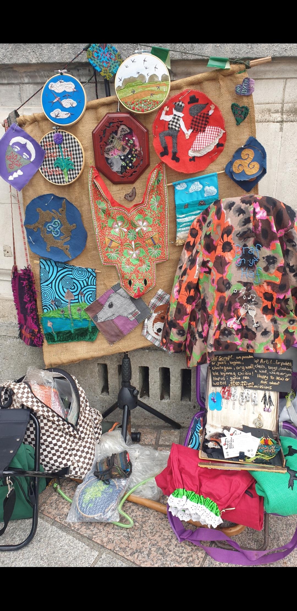 Ffrili Jilli
Bespoke, upcycled products and services
Gwasanaeth a phethe unigriw, wedi eu ailgylchu