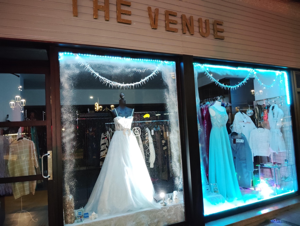THE VENUE BOUTIQUE 