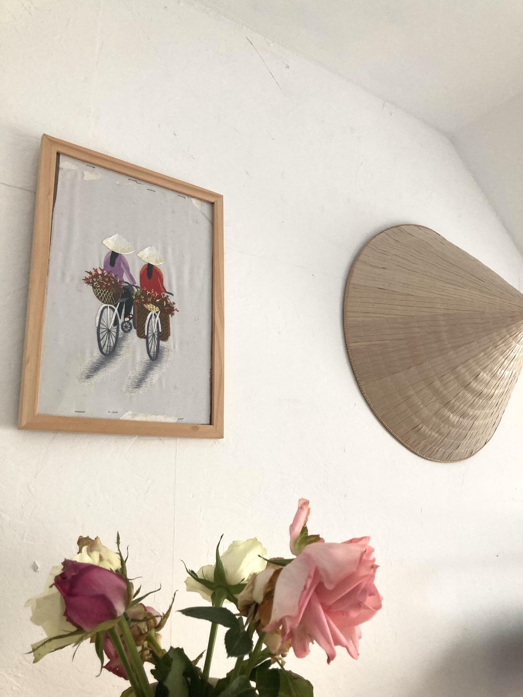 Atelier Chân Vietnam Asie motifs fleurs illustration dessin inspiration voyage culture traditions motifs couleurs art 