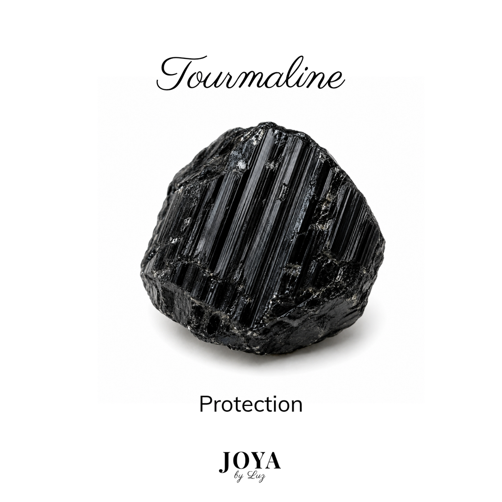 Tourmaline, pierre naturelle associée à la protection.