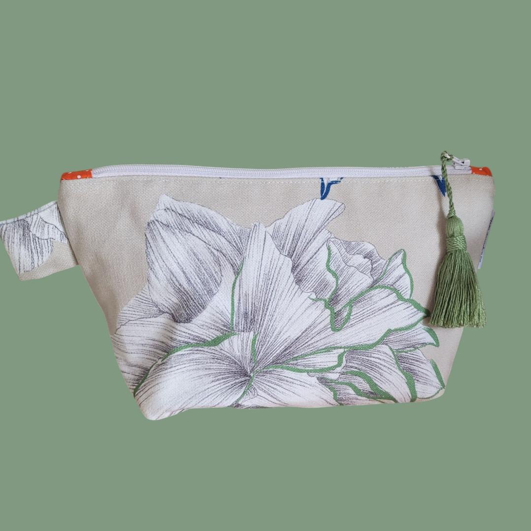 Trousse de maquillage en tissu triangulaire de la collection fleurs d'automne