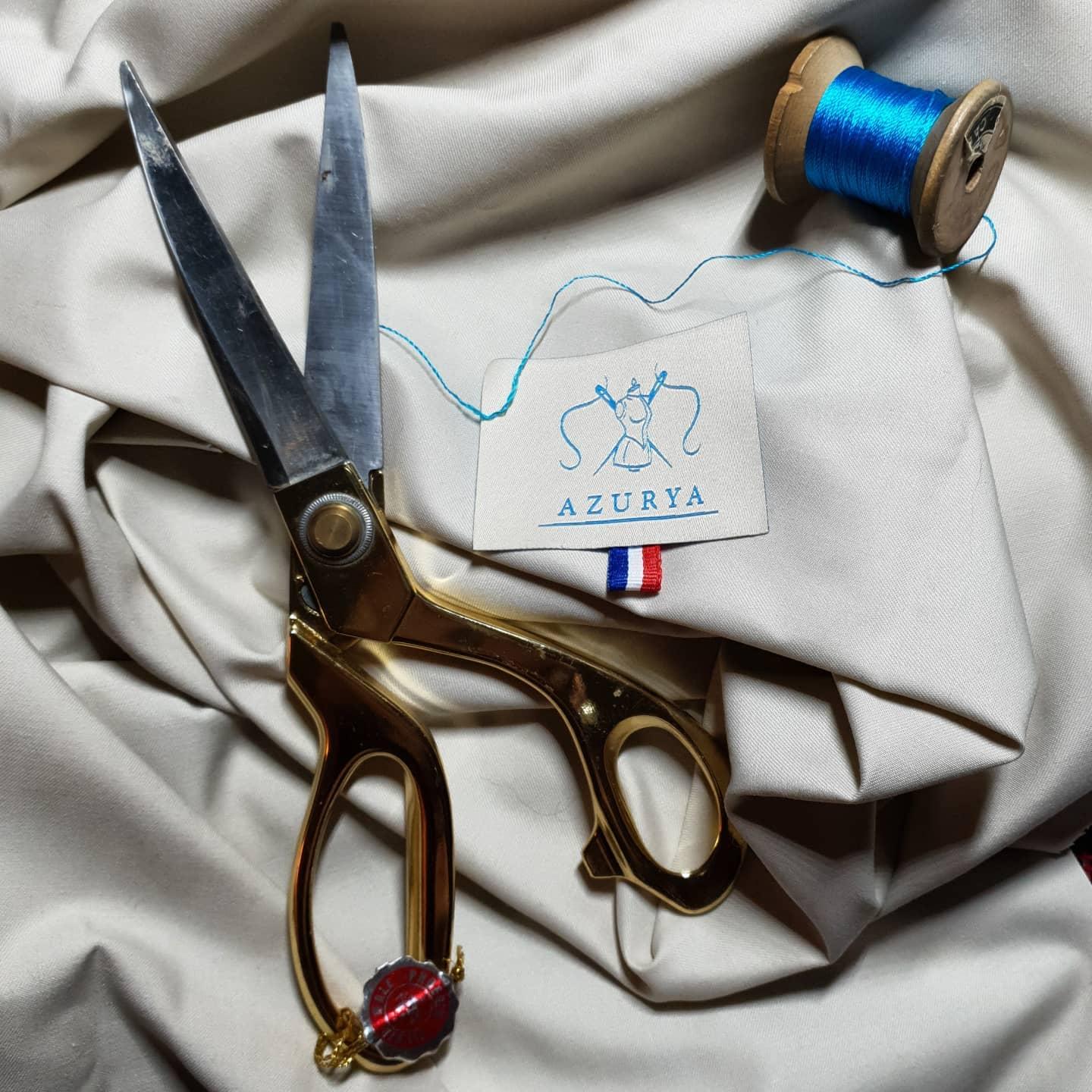 Azurya création couture, broderie, articles de personnalisation