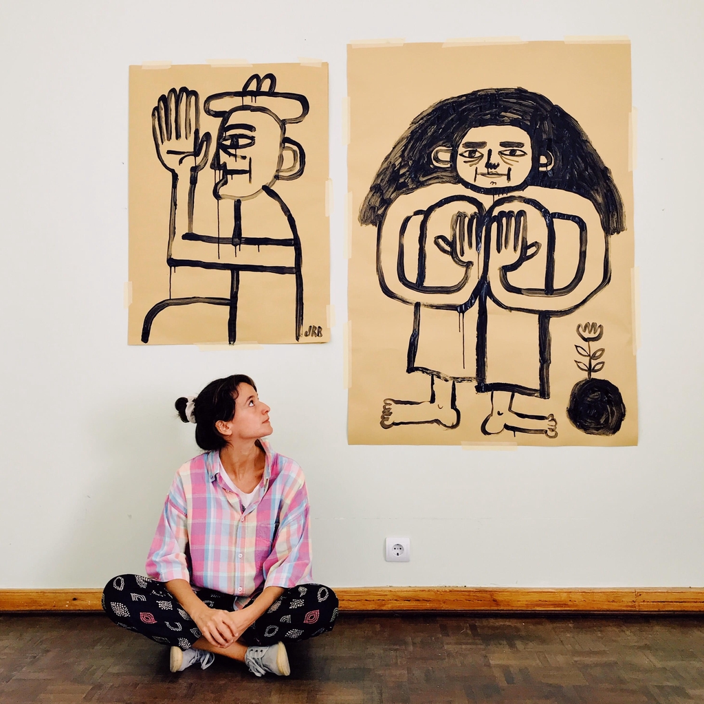 "Fora da órbita onde se escondem os pássaros?" 