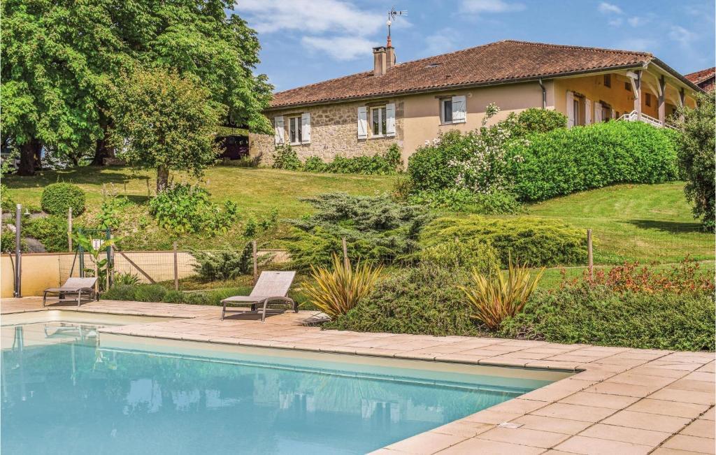 le gîte les marronniers à Bourgougnague où se déroulera le camp d'été