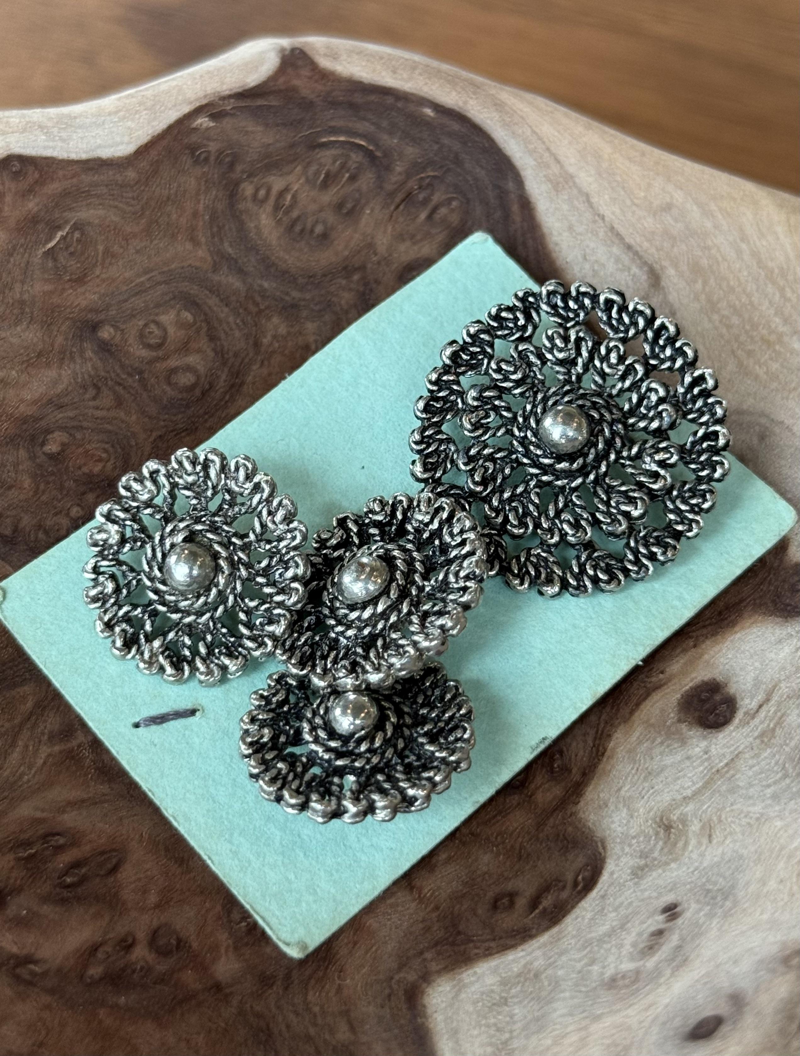 Vintage Buttons Silver