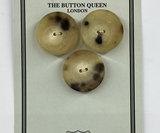 Vintage Buttons Beige