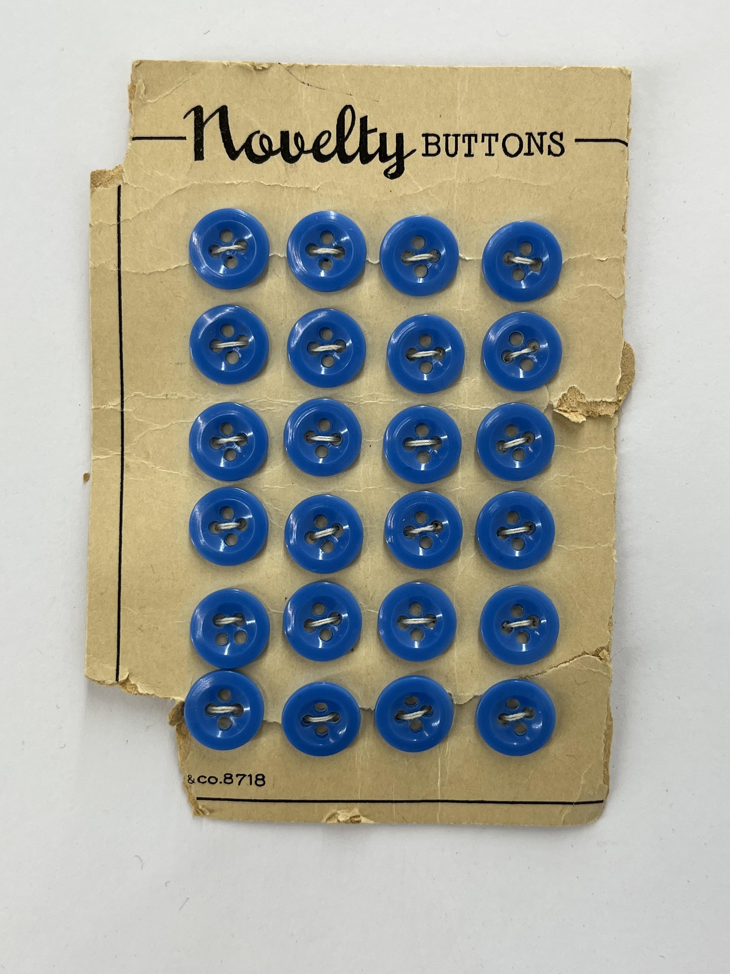 Vintage Buttons Blue