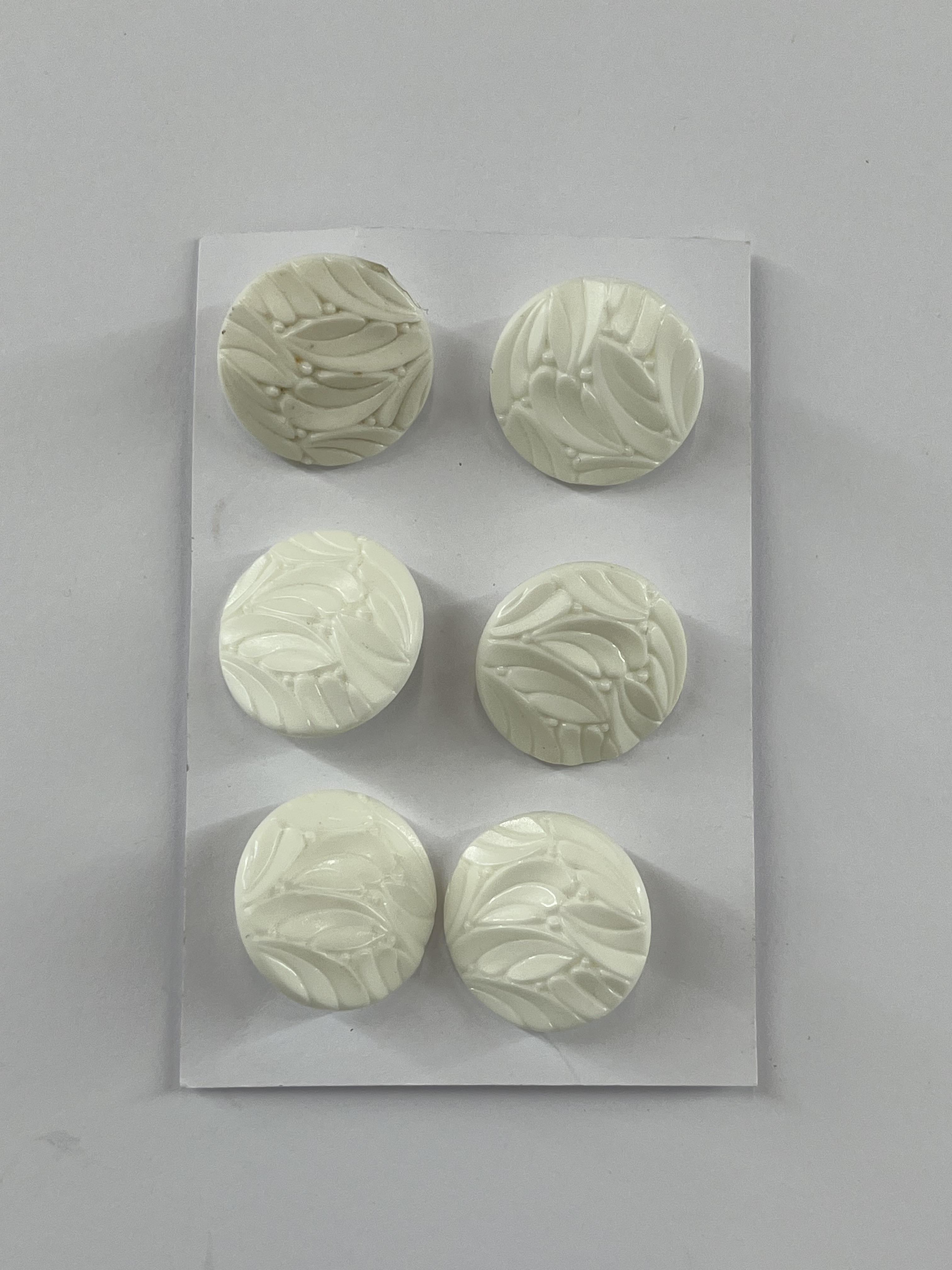 Vintage Buttons White