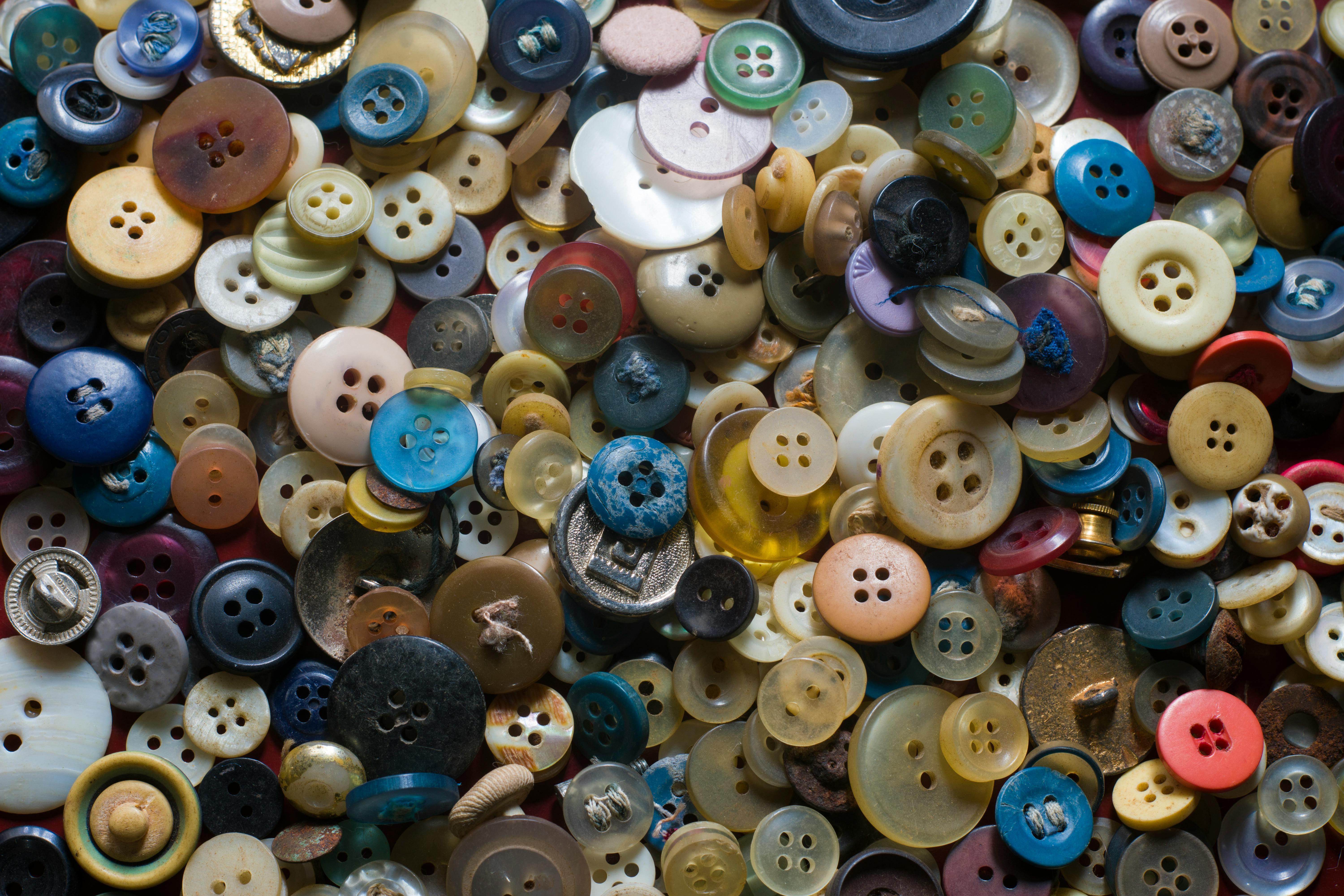 Button Hole Service