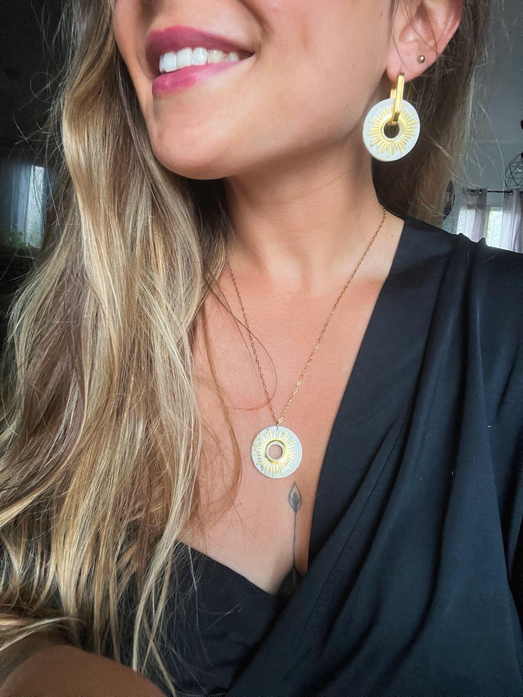 Les Voisines, c'est quoi ?
La marque Les Voisines est née d'un belle rencontre humaine, fondée sur le partage de passions communes : la création et l'artisanat.