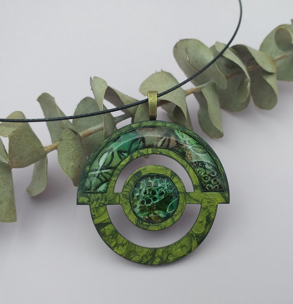 Pendentif soucoupe vert
