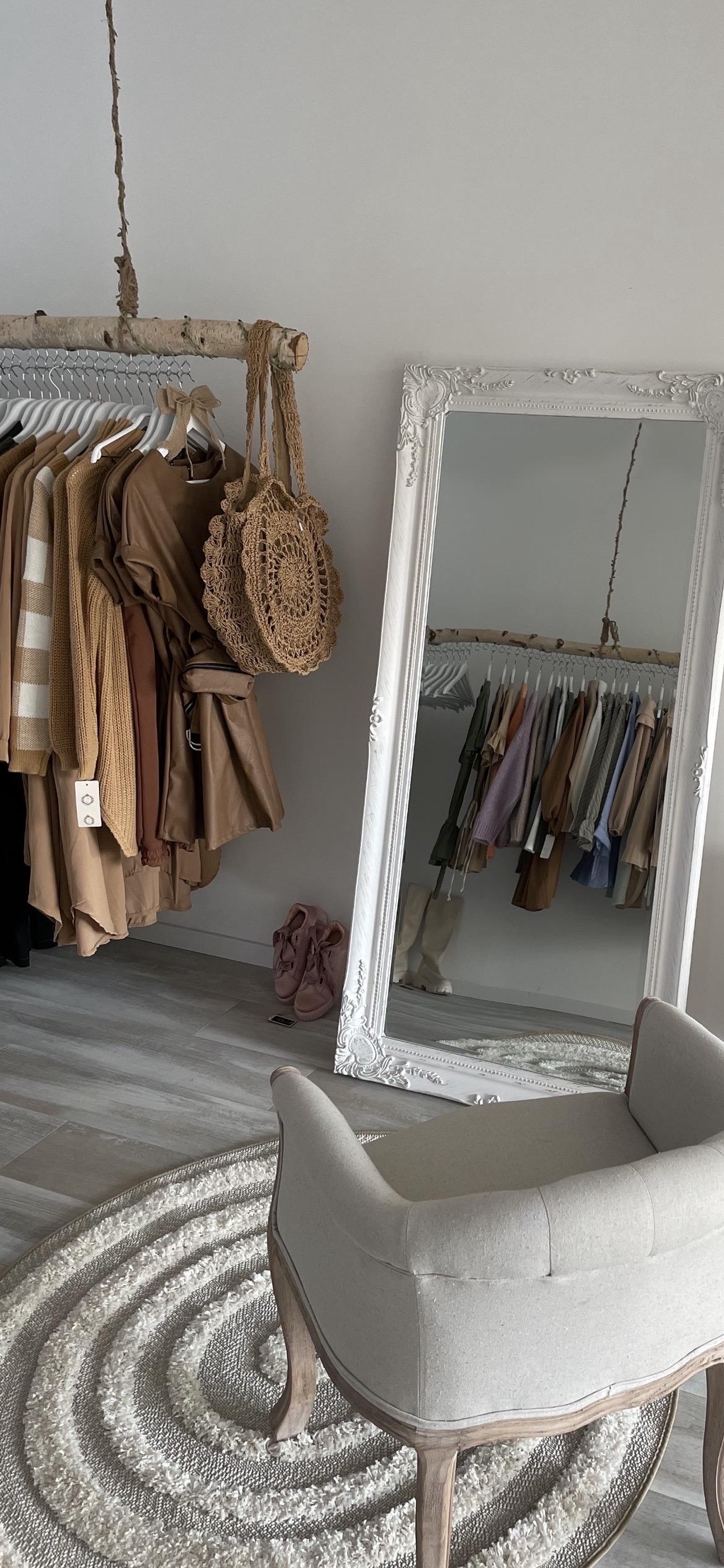       Encore plus de choix en boutique ! ✨
📍 66 rue d’Aire, 62700 Bruay-la-Buissiere 

Commandez en ligne ou venez découvrir encore plus d’articles en magasin ! ♡ 