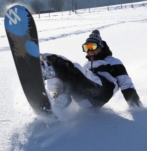 Der Snowboardverleih direkt an der Piste in Willingen
