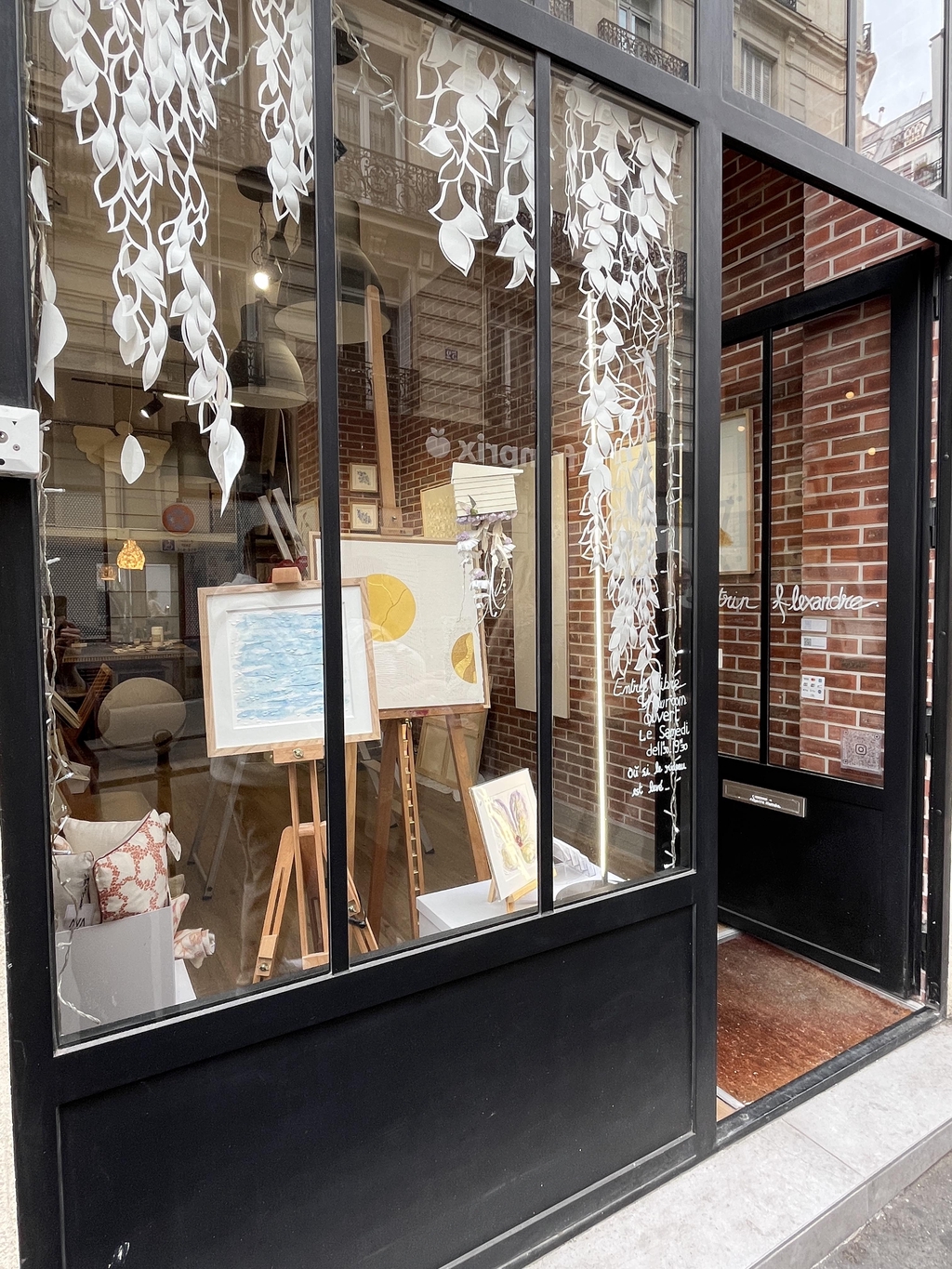 L’âme du papier, les secrets de l’invisible