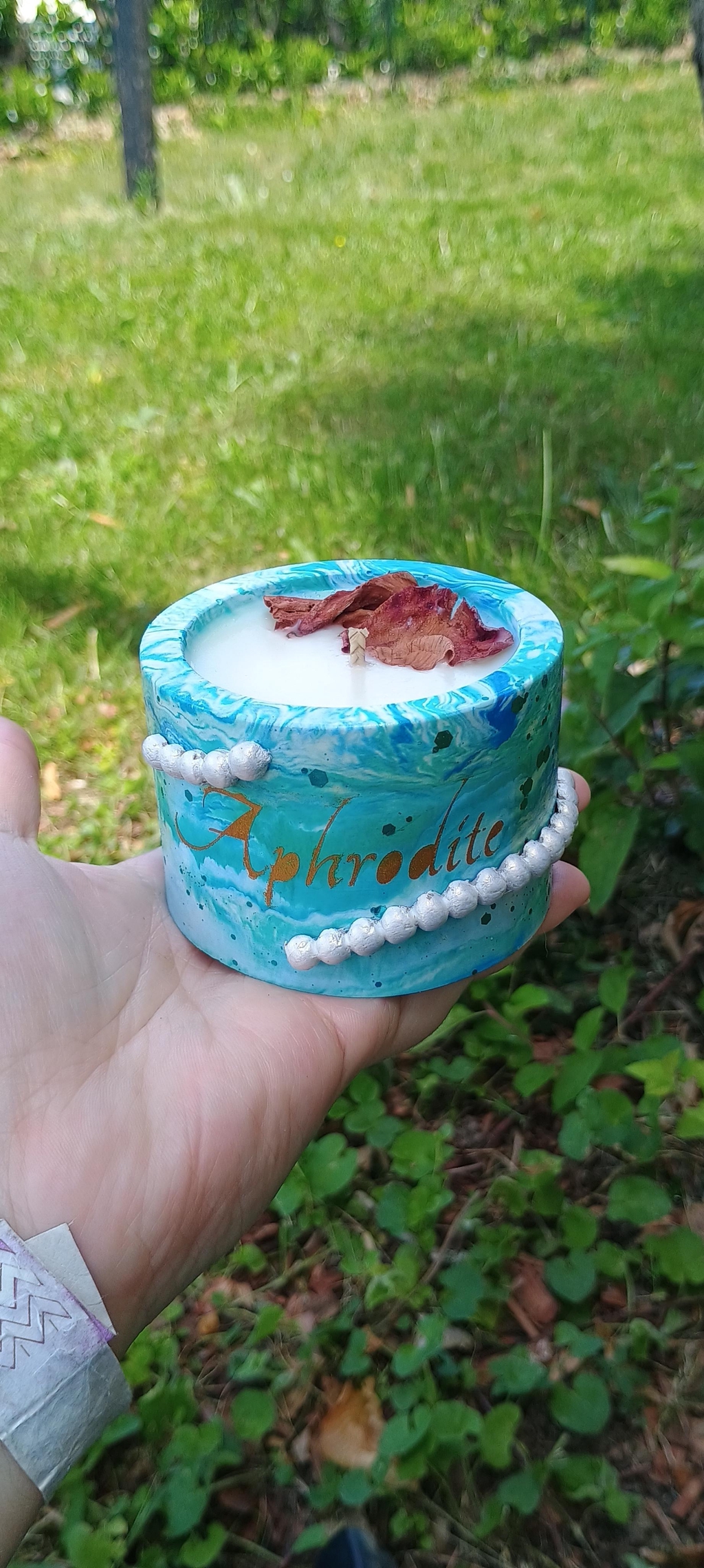 Pour ton autel d' Aphrodite