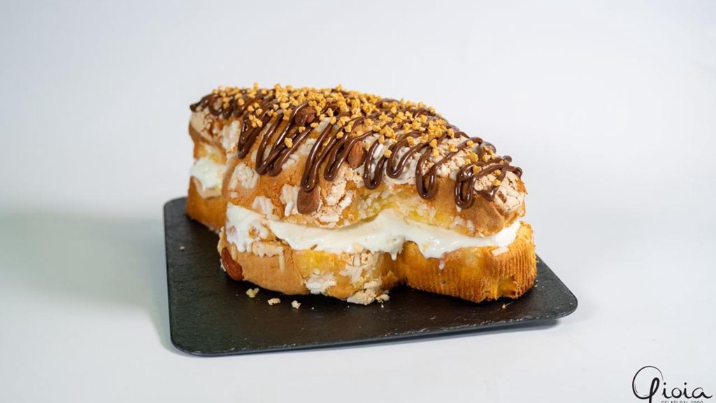 Colomba con Gelato Artigianale