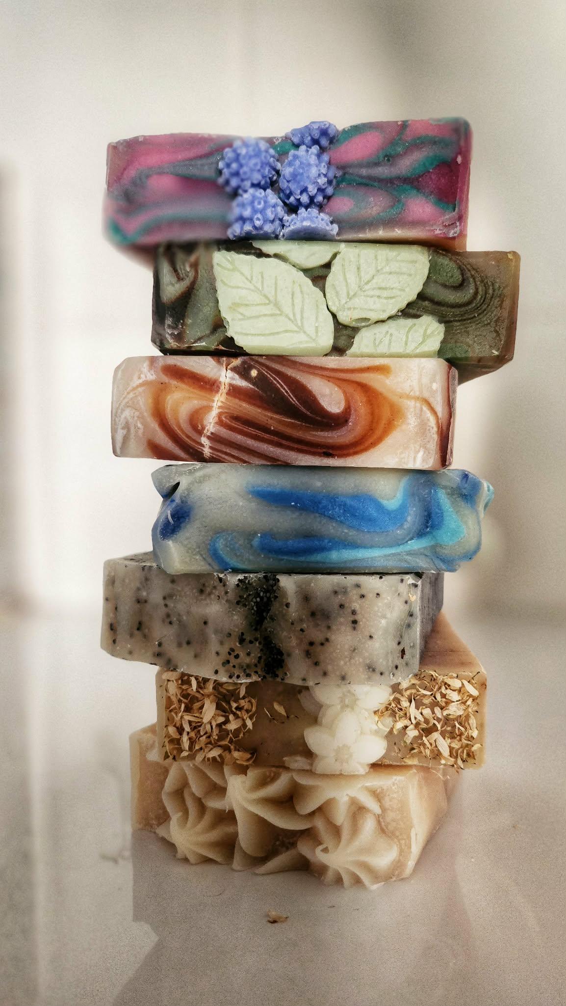 gamme de savon chèvribulles, savon solide, savon naturel, savon au lait de chèvre