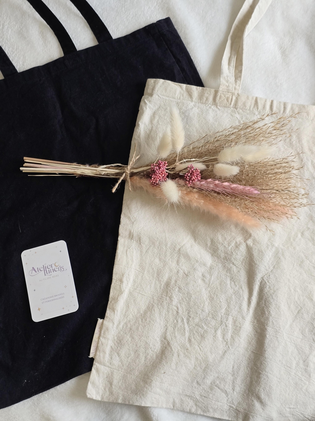 Tote bags brodés et artisanaux-Atelier Luneris