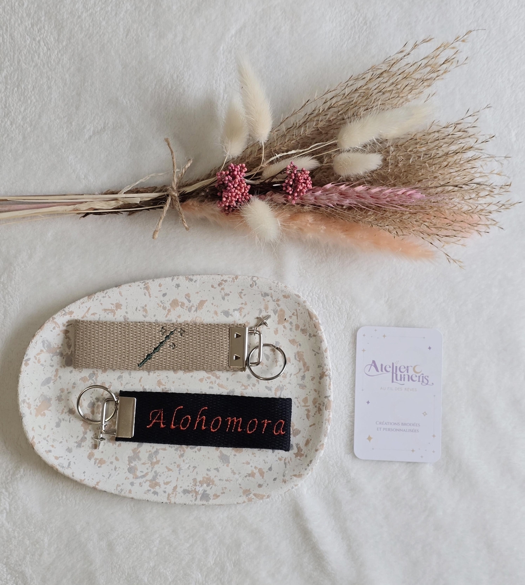 Porte-clés brodés personnalisés- Atelier Luneris