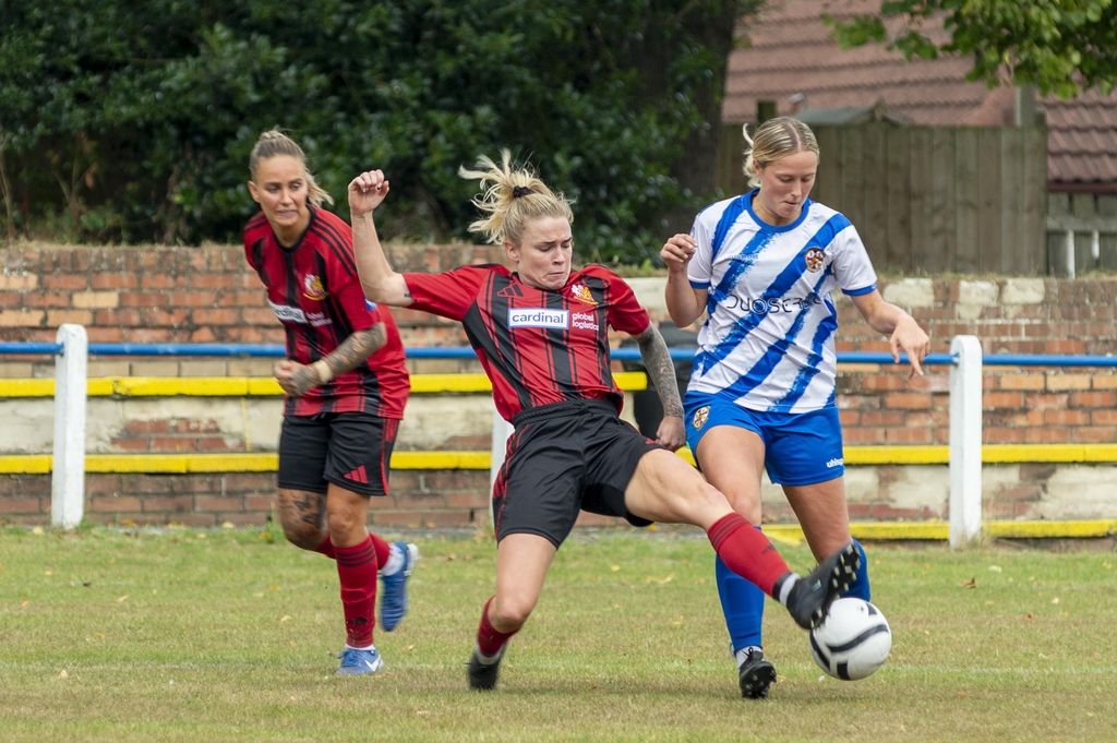 Sports Photography, football, ladies football photos, Women's football photography, Sports photos Wythenshawe