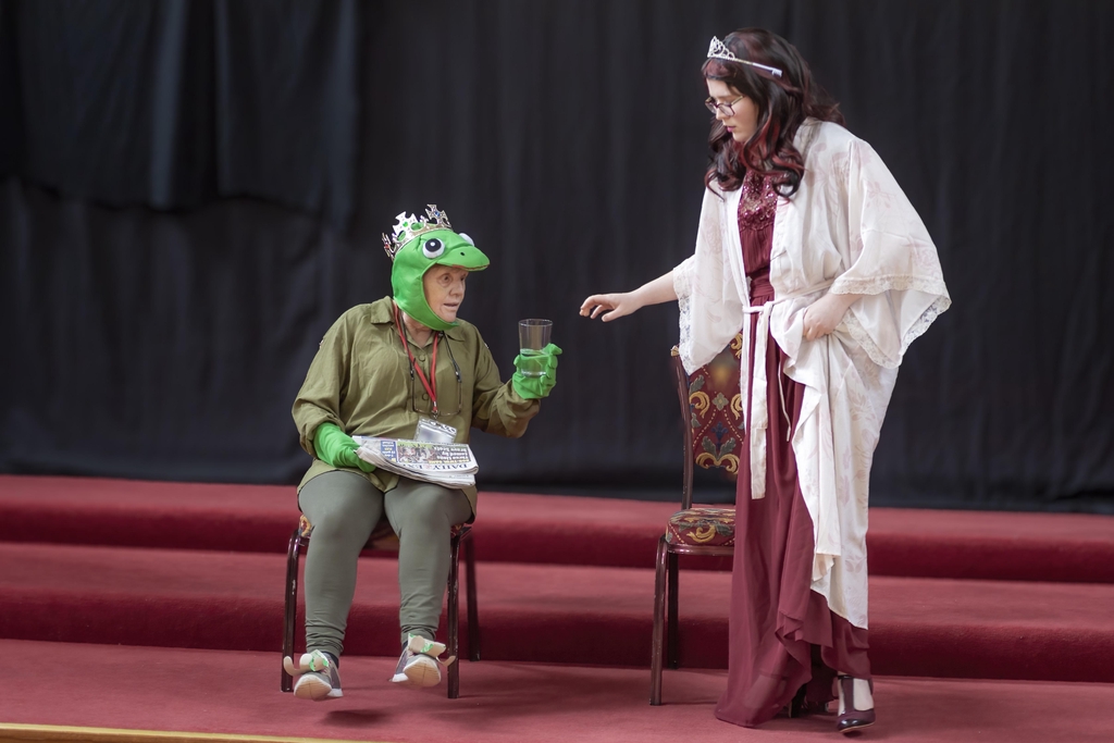 Drama, performance photos Wythenshawe, Stage performance photos, panto PR photos, production still images Manchester