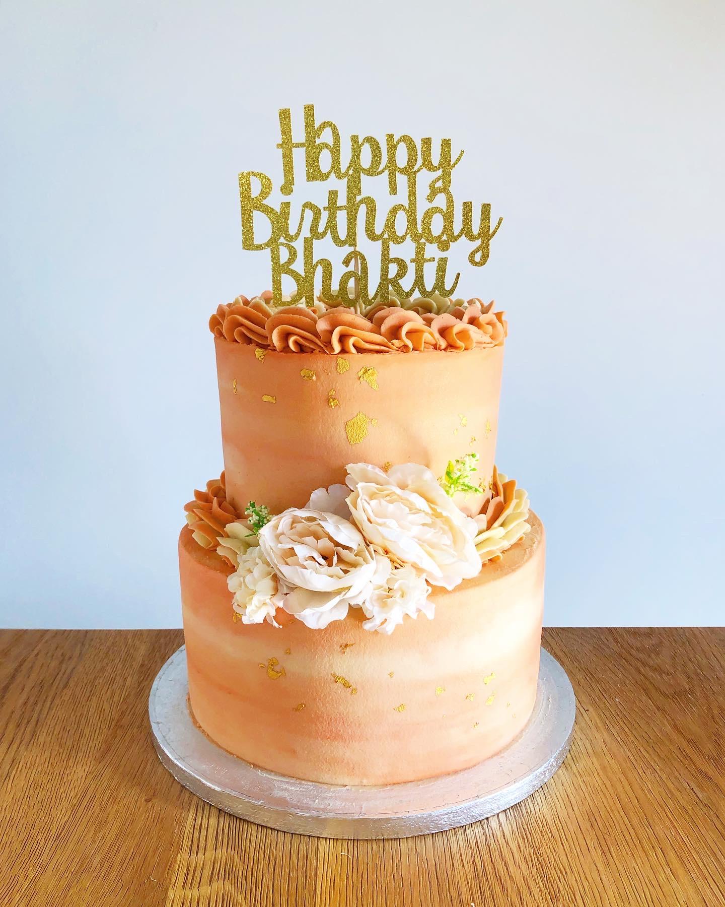 Vegan cakes and baked goods