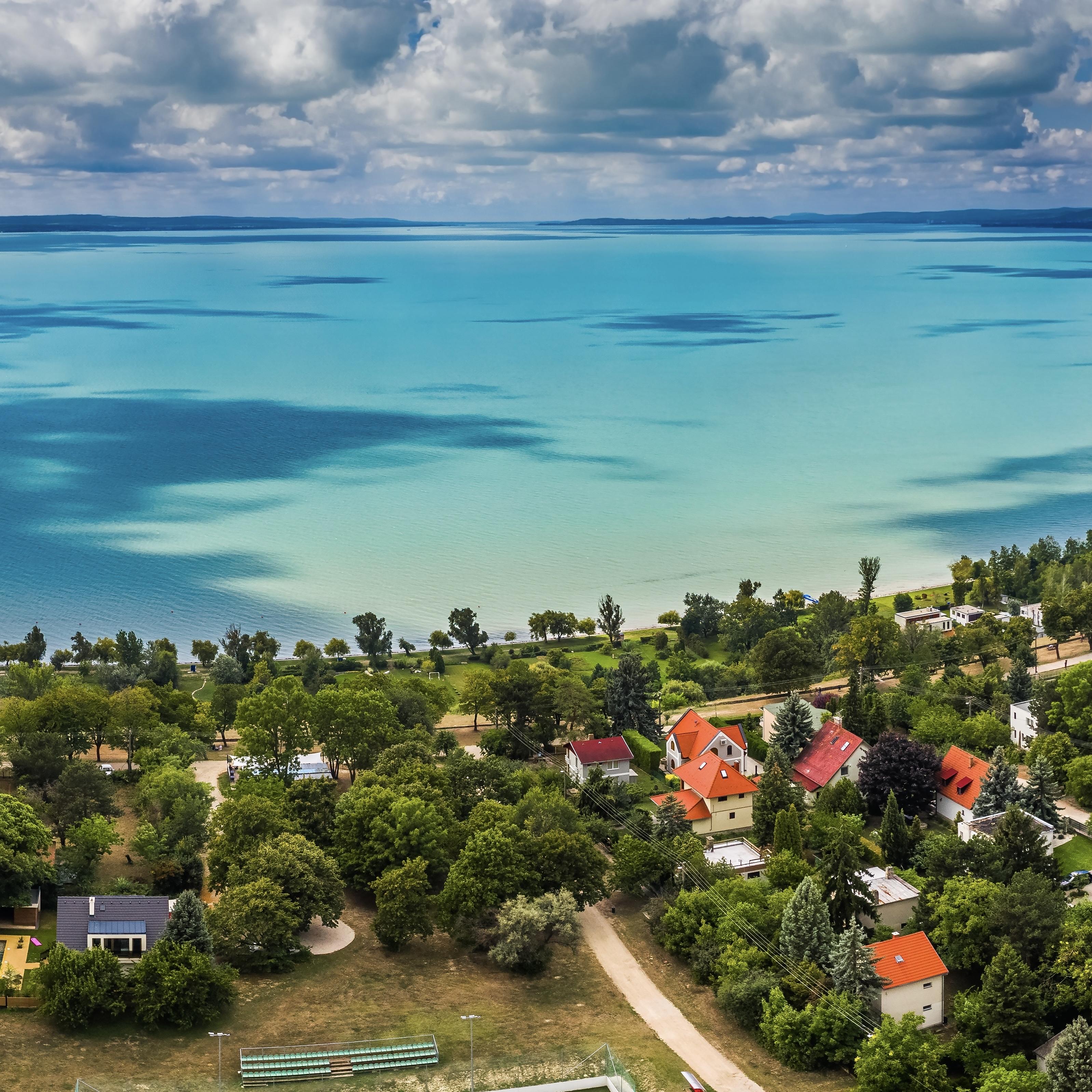 Sétarepülés a Balaton felett helikopterrel