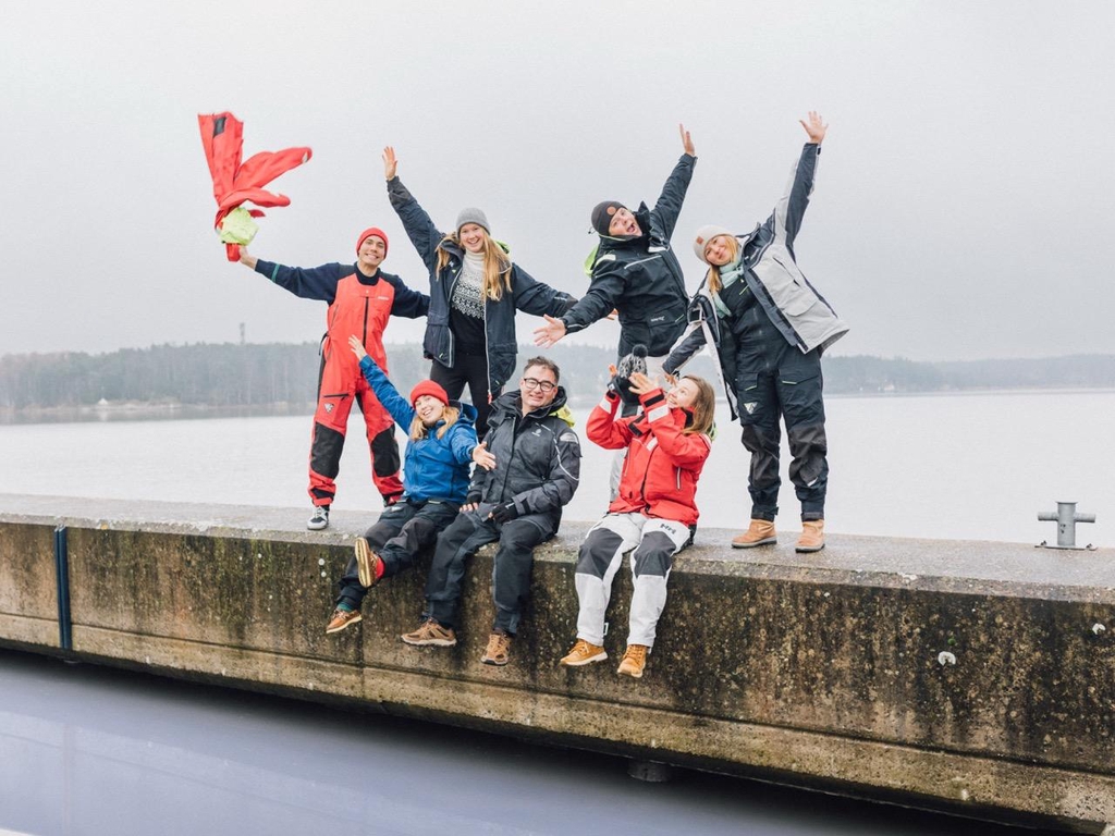 Tuellasi olet tekemässä historiaa ja osa tarinaa, jossa pidetään yllä tulevaisuuden kipinää eli lasten ja nuorten seikkailuja ja harrastuksia.