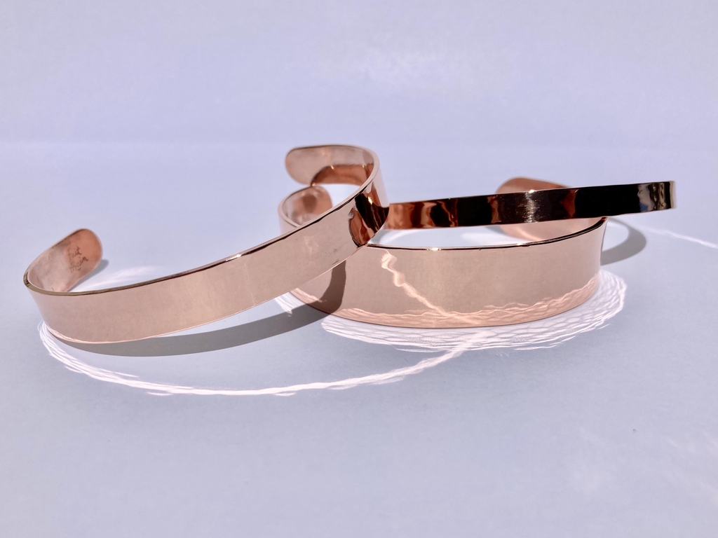 Mon Petit Filtre en Lin  c'est des Créations fait main en tissus en lin et en coton. créations de pièces uniques d'accessoires en lin et en coton. d'alternatives responsables et écologiques. 
Dans le respect de l'humain et de la nature.  Bijoux en pièces unique , fait main et à la demande  exprès pour vous. Chaque créations est unique . 
Fait main raisonné et passionné 