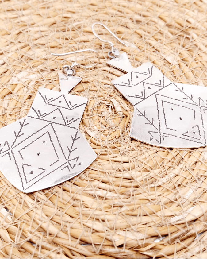 Bijoux artisanaux du Maroc – créations authentiques pour accompagner votre quotidien avec sens.