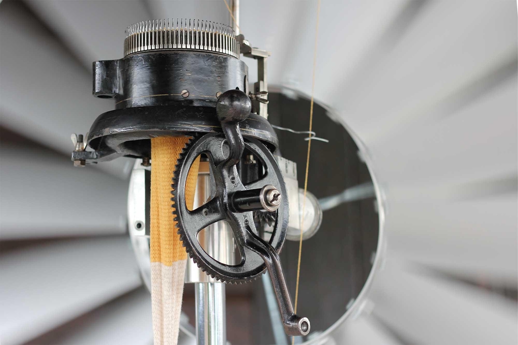 Close up of the wind knitting factory knitting special edition scarves these where made for Henri.london, an east London fashion shop with a focus on sustainable and social responsible fashion design.
For Henri designer Merel Karhof made a bespoke scarf with a color pallet and pattern which fitted their collection.