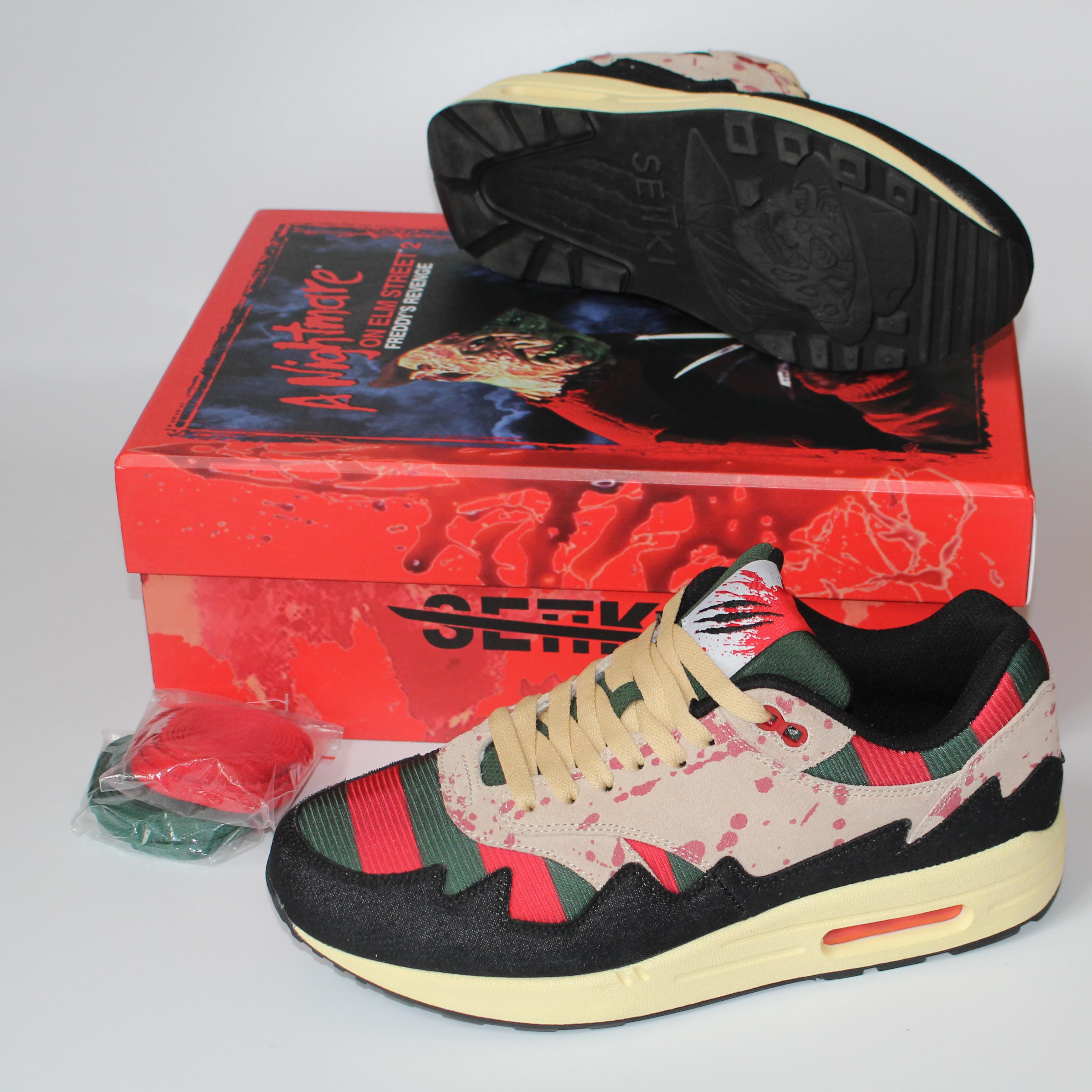 Sneakers