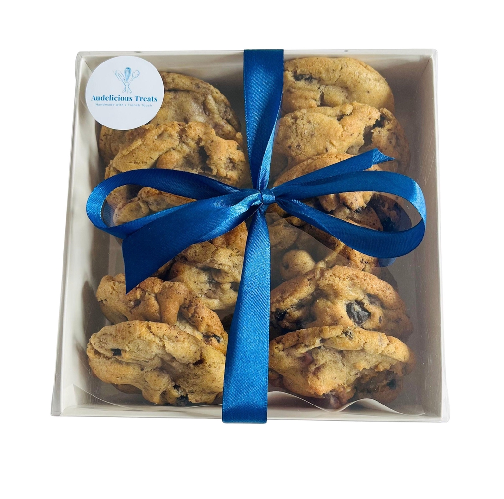 Homemade, freshly baked Chunky NYC Style cookies, Gooey Brownies and more / Perfect for Gifts and Craving / available to collect from B29 or postal orders.