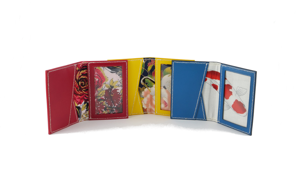 sélection de tissus japonais utilisés pour doubler des porte-cartes MADO fabriqués à la main par Atelier Karasu