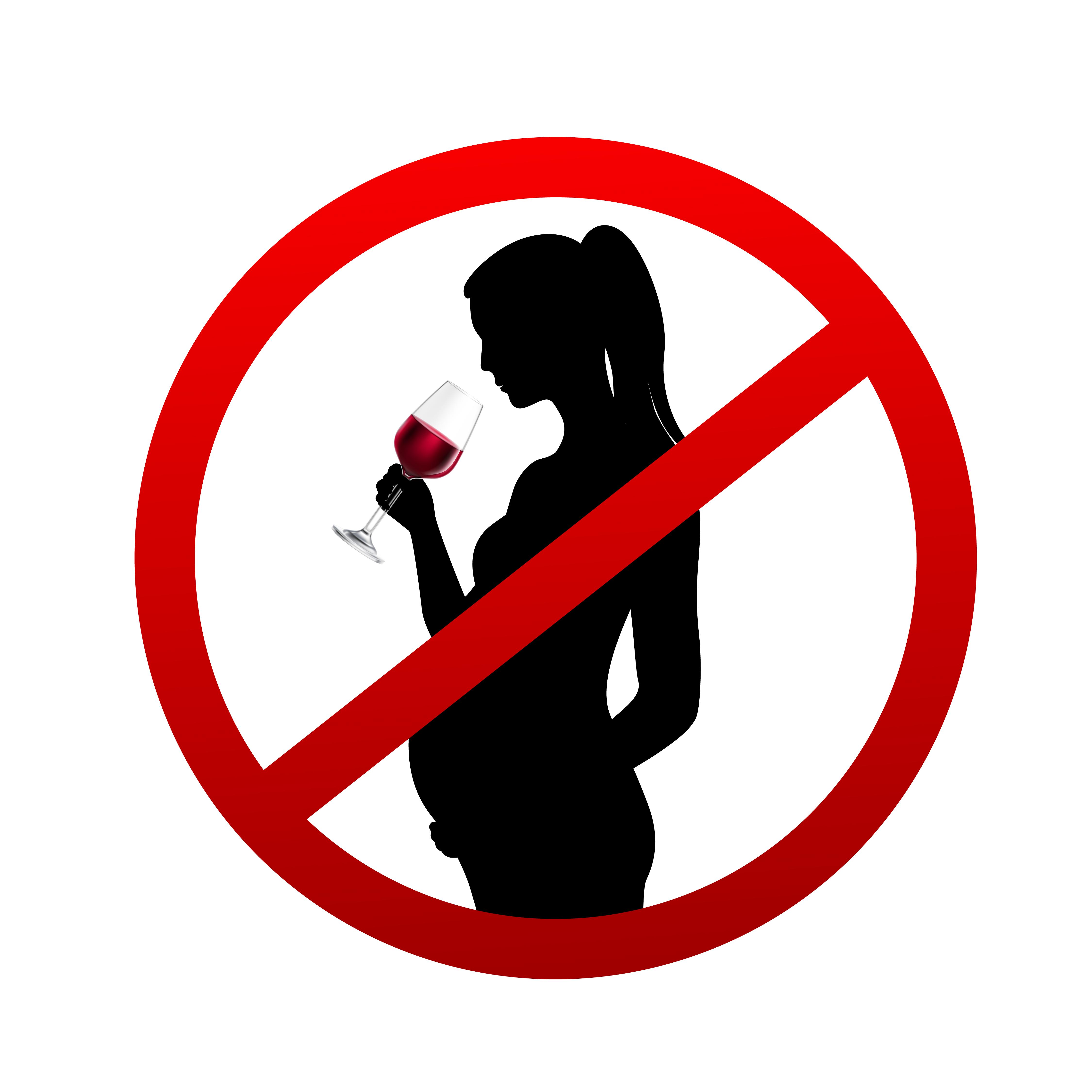 La consommation de boissons alcoolisées pendant la grossesse, même en faible quantité, peut avoir des conséquences graves sur la santé de l'enfant.
(image de macrovector_official sur Freepik)