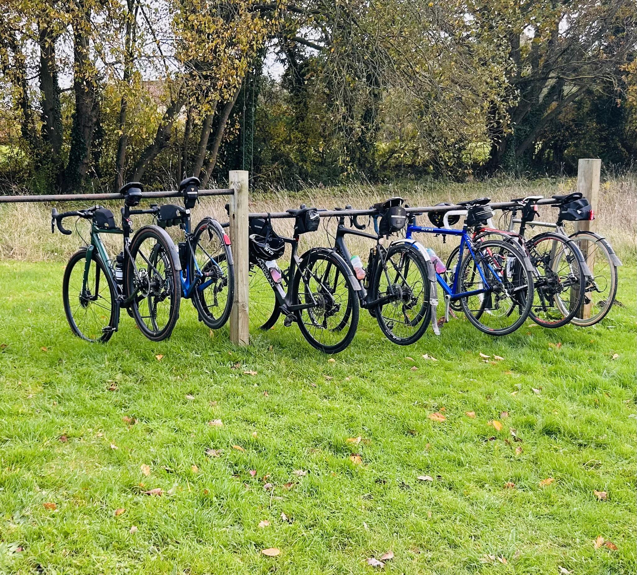 Coffee & Cake Shop Cycle parking Cyclists welcome