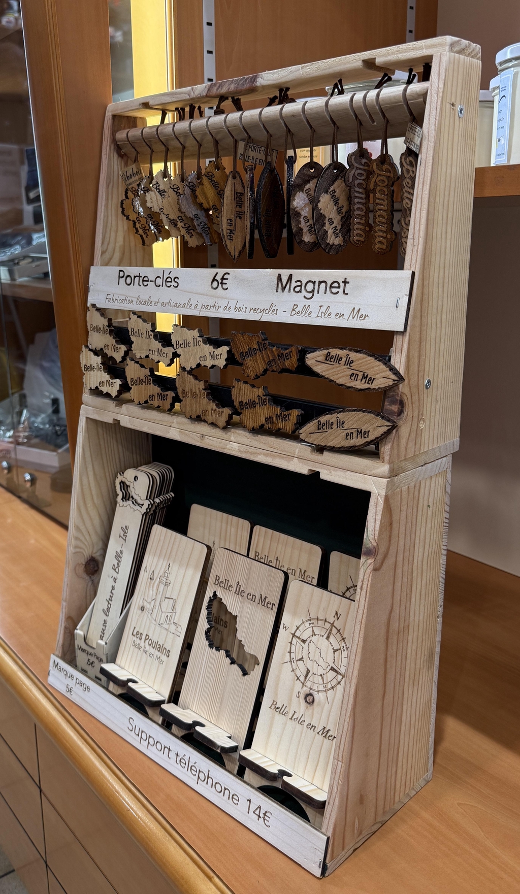 Distribuer mes créations en bois recyclés