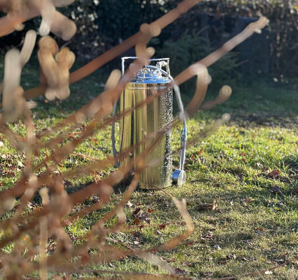 Douche autumn home inox autonome nomade Camille solaire bushcraft
Shower autonomy solar 
