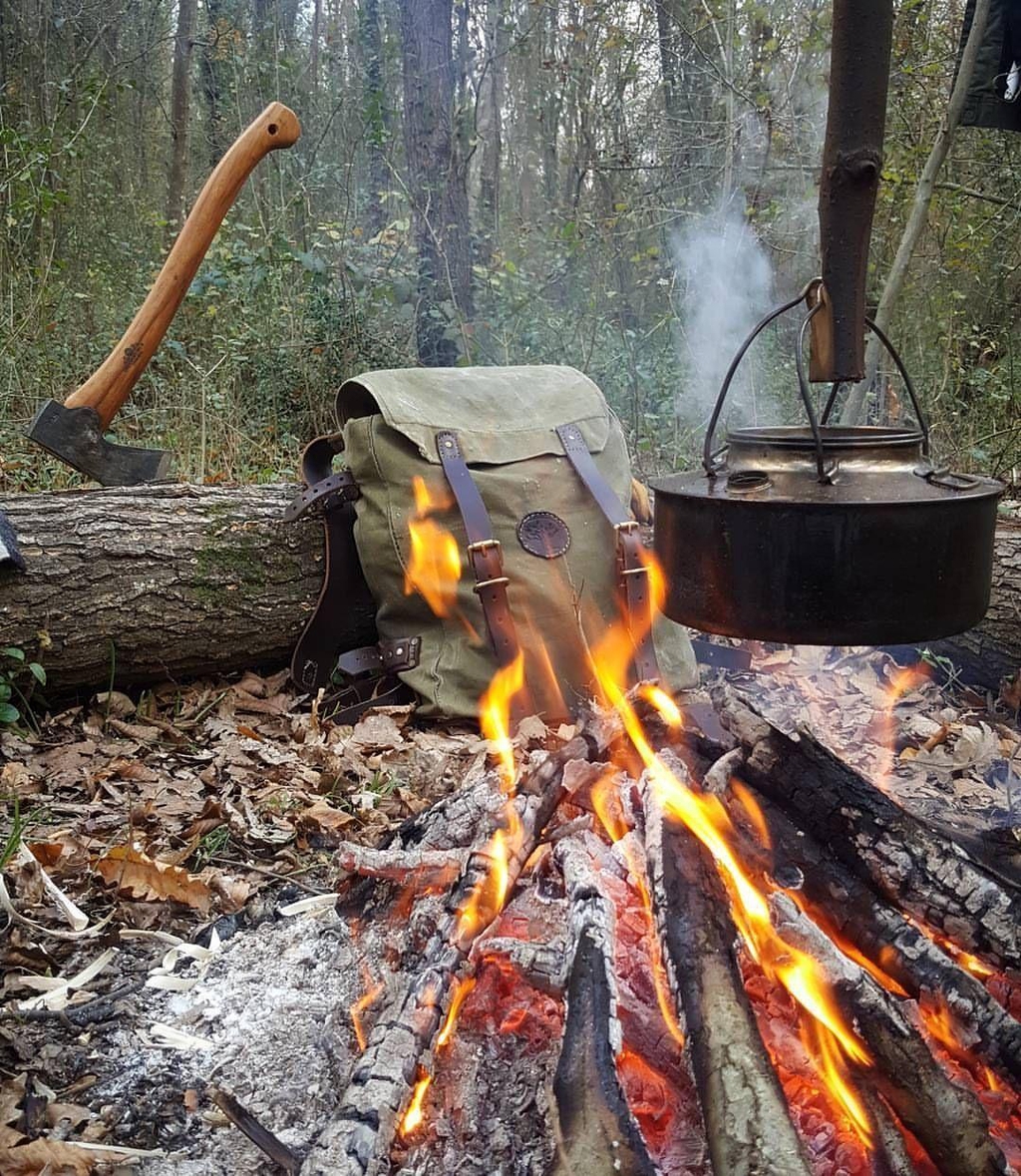 Douche autumn home inox autonome nomade Camille solaire bushcraft
Shower autonomy solar 