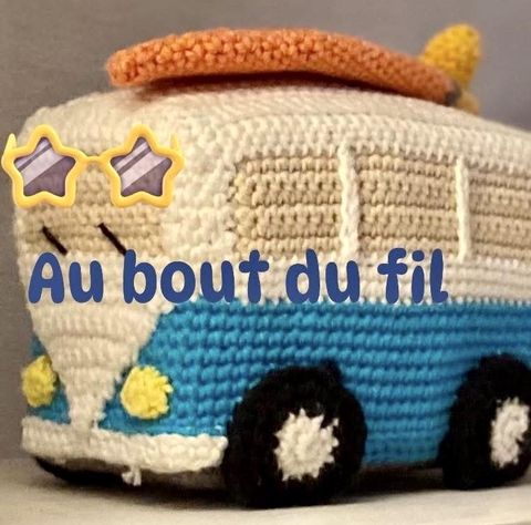 Au bout du fil 🧶 vous présente ses créations faites main en crochet 

Sacs, accessoires, décorations, amigurimi vous trouverez votre bonheur sans aucun doute 

Chaque article est personnalisable en terme de coloris et adaptable en terme de format. 

Acheter du « fait main » c est choisir des articles personnalisés à votre goût ! 
